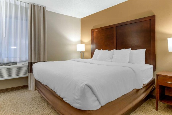 Comfort Inn Sault Sainte Marie image 25